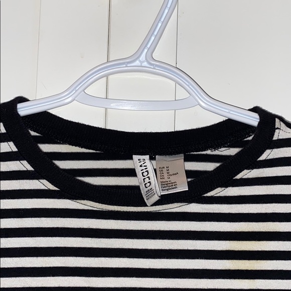 H&M shirt - Picture 2 of 3